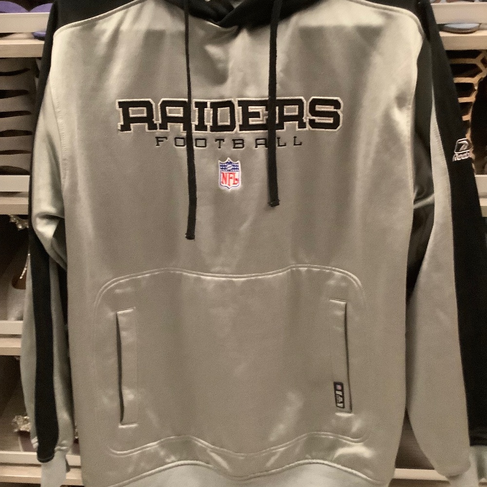 Men’s Oakland Raiders Reebok NFL Hoodie Size Large